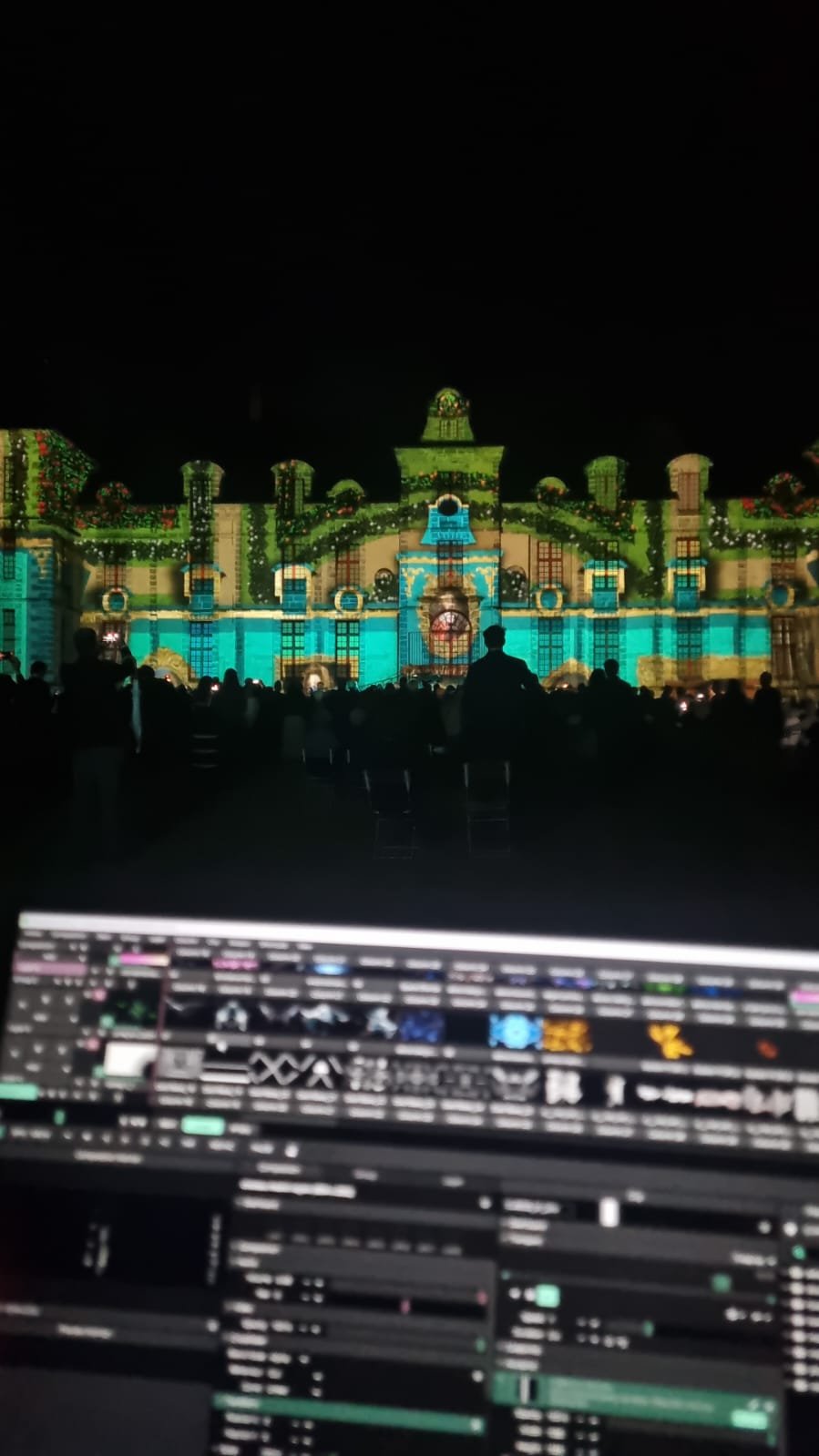 Illumination du château Mesnil-Voysin, prestation VJ & mapping vidéo sur DJ set